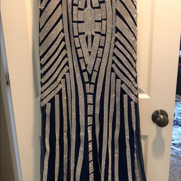 Dress - Picture 2 of 4